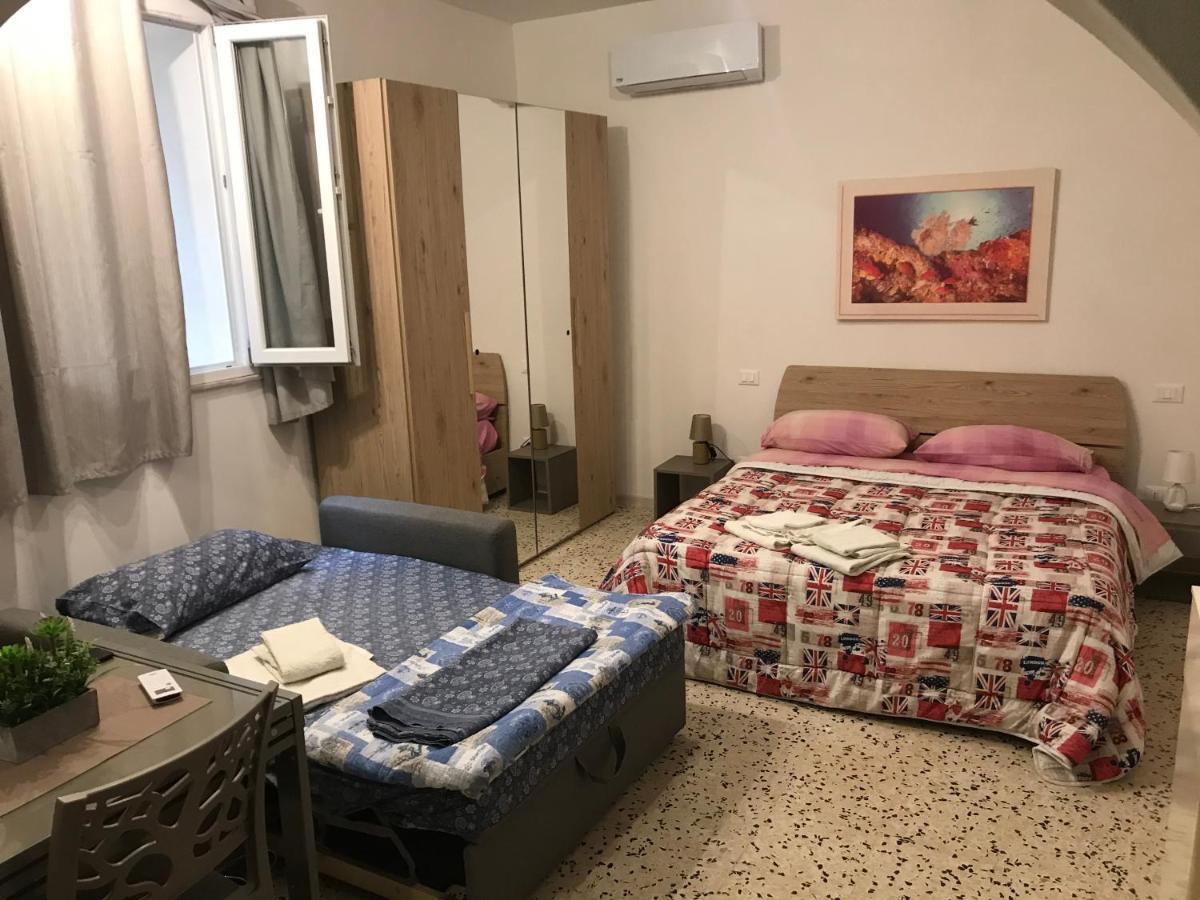 Della Cuba Vacanze Trapani Historic Center Экстерьер фото
